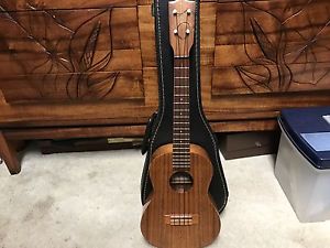 Beautiful Kamaka Hawaiian Koa Wood Tenor Ukulele