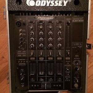 Pioneer DJM800 Professional DJ Mixer (Factory Refurbished) w/ Road Case
