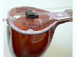 SITAR NECK CARVING WITH FIBREGLASS CASE GSM038