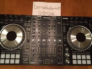 Pioneer DDJ-SZ Digital DJ Controller