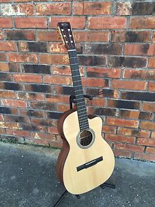 Martin 000C-Nylon Acoustic Electric Classical Guitar w/ OHSC and FREE Ship