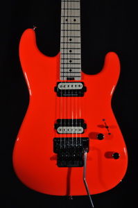 CHARVEL SD1 PRO MOD  SAN DIMAS SD1 2H FLOYD ROSE ROCKET RED GUITAR