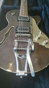 Duesenberg Starplayer TV  Braun Schwarz,sehr seltene Farbe, neuwertig.ink Koffer