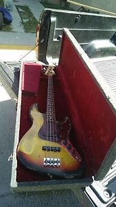 1965 Fender Jazz Bass todo original