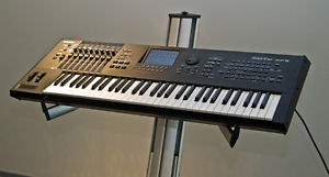 YAMAHA MOTIF XF6 XF-6 / SYNTHESIZER WORKSTATION