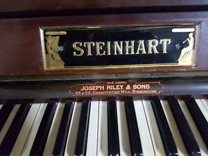 Piano STEINHART