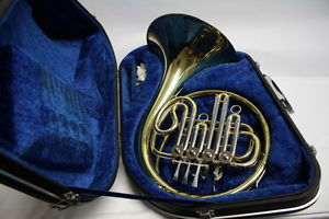Yamaha YHR321 French Horn Japan Single B-Flat w/King H-2 Mouthpiece & Hardcase
