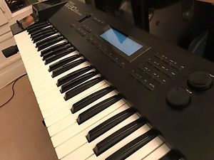 Roland W-30 - Sampler - Mint - SCSI Expanded