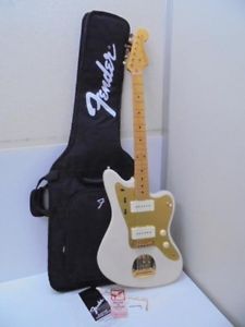 Very Rare! Fender Japan Jazzmaster Guitar JM66G USB/M Gold Parts Made in Japan