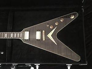 ON SALE!  DEAN Flying V Black/Gold Tans-Black Top w/cs