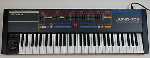 Roland Juno 106 Vintage Analog Synth W/Case /ALL ORIGINAL / Excellent !!