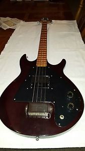 REDUCED!!!!! EUC. Grabber Gibson Bass Guitar