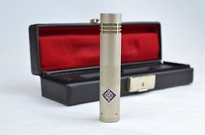 1970'S VINTAGE NEUMANN KM84i KM84 CONDENSER MICROPHONE MIC W/CASE