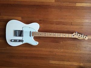 Fender Standard Telecaster FSR Ash Electric Guitar w Vintage Noiseless Pickups