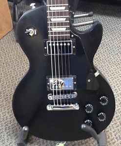 Gibson  Les Paul Studio T Ebony satin finish