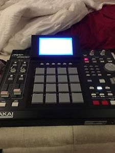 MPC 2500 EXTRA LARGE BLUE LCD SCREEN PLUS MORE!!!
