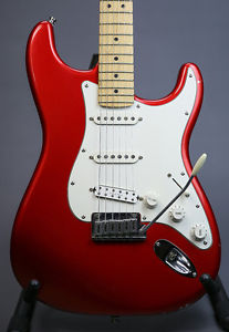 Fender American Standard Stratocaster 2002 Chrome Red & Fender Case