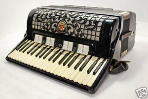 ROYAL STANDARD MONTANA GERMAN PIANO ACCORDION 120 BASS BUTTON ACORDEON ACCORDEON