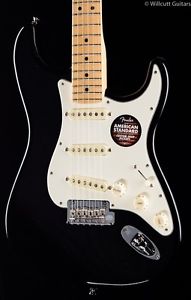 Fender American Standard Stratocaster® Black, Maple (985)