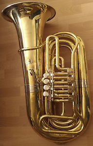 Kompakte 4/4 B Tuba AMATI ARION in CERVENY 483 - Bauart  BBb tuba