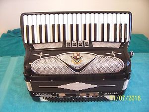 MENGHINI Master120 bass Black  Accordion 4 - 2 reg. Accordian VG Cond. Morbidoni