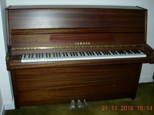 Yamaha Upright Piano Brown P116N4238485