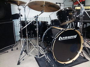 Schlagzeug Ludwig,  Epic Series Euro Drum Kit, Transparent Black, Shellset,