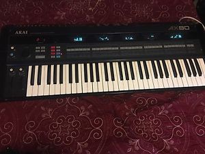 AKAI AX80 61 KEY PROGRAMMABLE POLYPHONIC SYNTHESIZER VINTAGE