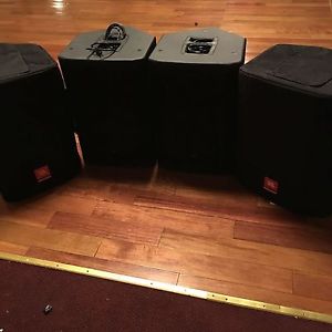 JBL SRX815P 15" Two-Way Bass Reflex Self-Powered System Pair SRX815 P +covers