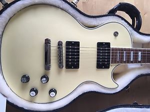 Gibson Les Paul Custom Classic