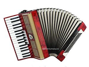 Akkordeon Amoretta Made in Germany, 80 Bass, klasse Zustand, Top für Schüler