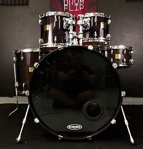 Yamaha Maple Custom Absolute Plum Lacquer 5pc Drum Set 24,16,12,10,14x6.5"