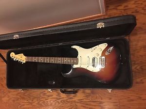 Fender American Standard Stratocaster HSS with Hard Case