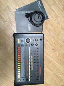 ROLAND TR-808  - Classic Drum Machine in Collection Condition.