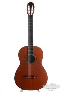 Yamaha GC5 Classical guitar 70s
