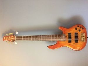 Yamaha TrB 6 II Six String Bass Sunburst 35" scale