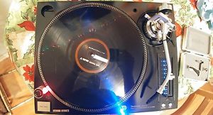 Technics SL1210M5G Professional Turntable