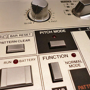 Roland TB-303 Used Synthesizer  w/ Gigbag