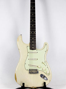 USED Fender Custom Shop 1960 Stratocaster Relic Olympic White COA - 10020527