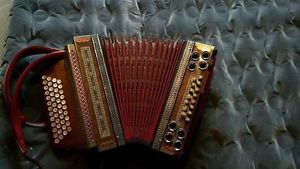 Steirische Harmonika Ekart mit Koffer & Riemen