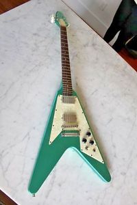 GIBSON 1976 FLYING V GUITAR mint condition Green with case