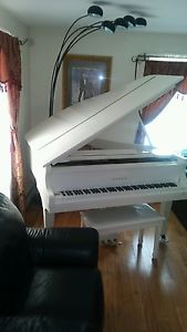 Samick grand piano