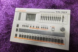 Roland TR-707 Rhythm Composer Drum Machine Perfect Working 160531