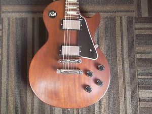 2009 Gibson Les Paul "Studio" with After Market Gig Bag.