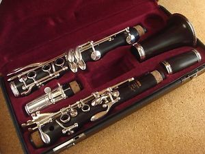 Used Yamaha Clarinet YCL650F Bb Woodwind Instruments