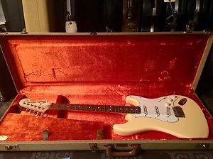 Fender American Yngwie Malmsteen Stratocaster Electric Guitar