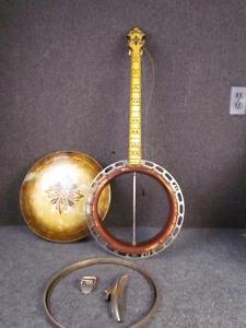 *RARE* ANTIQUE signed KEL KROYDON BANJO, #9781-4, CASE marked VIN-MEADE
