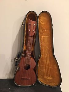 vintage KAMAKA ukulele
