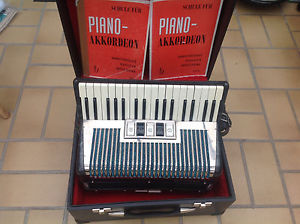 AKKORDEON  Hohner- Arietta,  34 Tasten