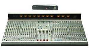 ALLEN HEATH GL3000 32-CHANNEL AUDIO MIXER MIXING CONSOLE w/RPS-9 POWER SUPPLY